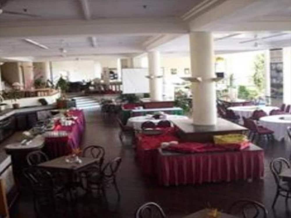 The Orient Star Resort Lumut Kültér fotó